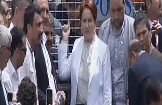 Meral Akşener eşi Tuncer Akşener'i böyle azarladı!