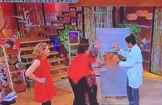 Canlı yayında böyle bayıldı! 