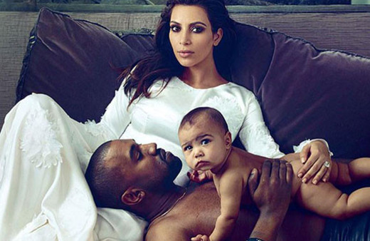 Kim Kardashian hamile mi? Uçakta yaptığı pes dedirtti!