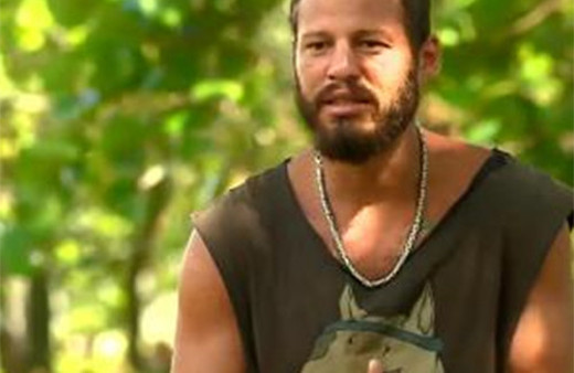 Survivor'da Atakan takım arkadaşlarına saydırdı!