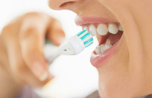 Diş fırçalamak orucu bozar mı Diyanet cevapladı