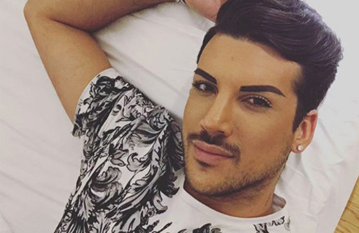 Sosyal medya fenomeninin aylık kazancı dudak uçuklattı!