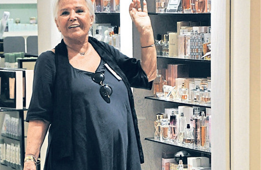 Taş Bebek Gönül Yazar ne olmuş böyle! Haline bakın