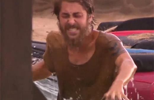 Survivor ödül oyunu sonrası adayı sallayan kavga!