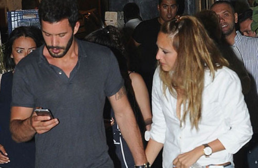 Barış Arduç ve Gupse Özay Alaçatı'da yakalandı