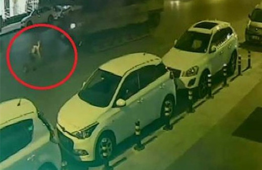 Darbe videoları! Darbe gecesi üzerinden 2 tank geçti!