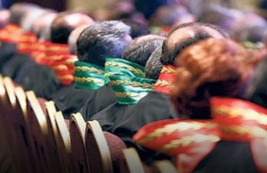 21 askeri hakim gözaltında