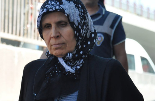 Ünlü işadamının karısı Aliye Boydak FETÖ imamları ile...