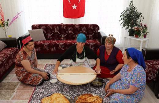 Ahıska Türkleri bayrama hazırlanıtor