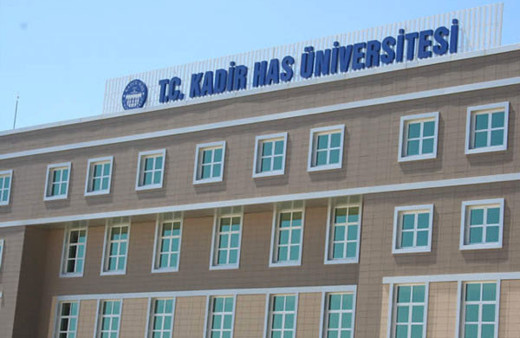 KHAS Yeni Medya nitelikli uzman yetiştiriyor