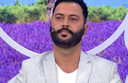 Caner'in yaptığına  bakın! Önce istemiyorum dedi sonra...