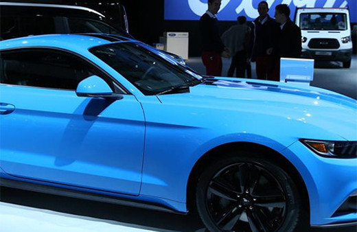 Lüks araç satışları bıçak gibi kesildi