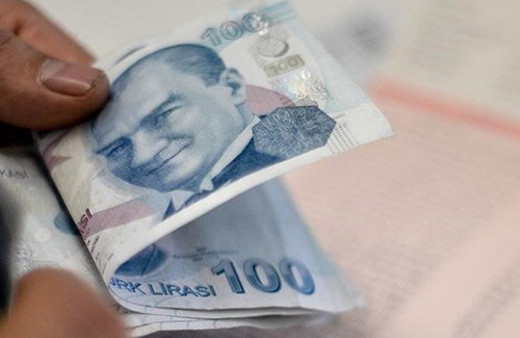 Emeklinin beklediği müjdeyi Başbakan verdi!