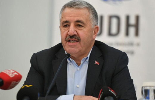 Bakan Arslan'dan müjde üstüne müjde