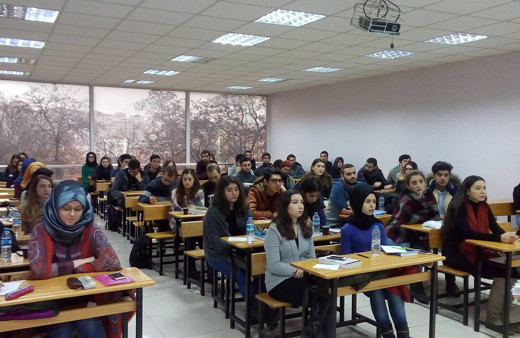 Prof. Cinman: Devlet iletişim mezunlarını istihdam etmeli