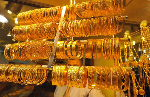 Duvarı delip 7 kilogram altınla kayıplara karıştılar!