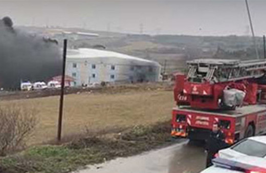 İstanbul'daki fabrikada patlama: Yaralılar var!