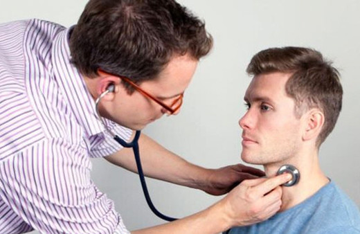 Uzun süren ses kısıklığına dikkat 