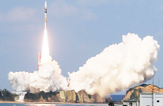 Japonya "Kirameki"sini fırlattı ilk savunma uydusu 