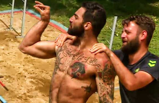 Eser'den puan şov! O da Nusret akımına kapıldı