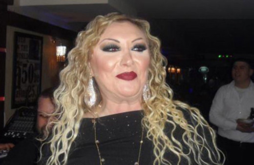 Şarkıcı Güllü tam 70 kilo verdi ama resmen çöktü inanılmaz