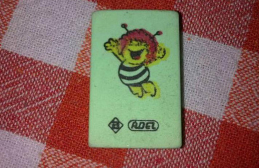 Eski okul çantalarının unutulmaz 7 nostaljik objesi