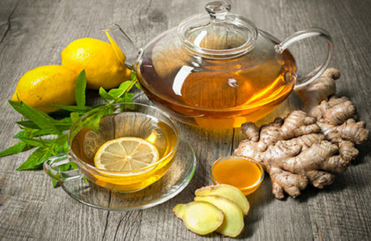 12 ay boyunca Zerdeçal suyu içtiğinizde bakın vücudunuzda neler oluyor!