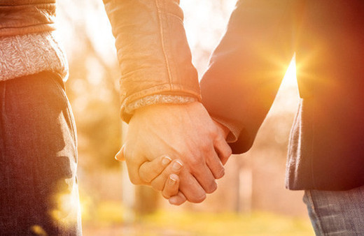 El ele tutuşma şekliniz ilişkinizi anlatıyor