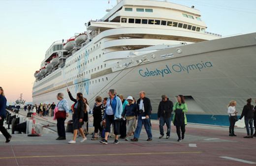  Krizden beri ilk kez kruvaziyerle gelen ABD'liler bakın Türkiye'ye nasıl girdi