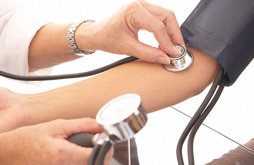 Tansiyon belirtileri! Tansiyon düşünce ne yapılmalı?