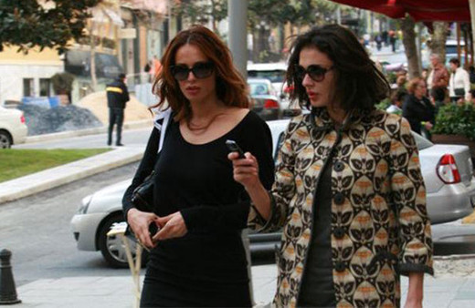 Kavga iyice kızışıyor 'O kadın insanı katil eder, gebereceksin'