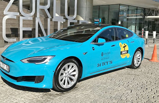 Tesla model S elektrikli taksi İstanbul'da! 100 km'de 9 lira yakıyor