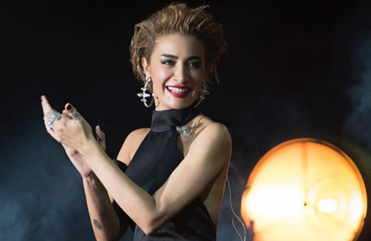 Sıla müjdeyi verdi "Çocukluğumun bir hayali daha..."