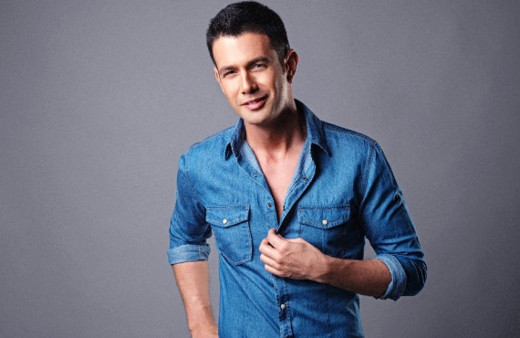 Keremcem'in kendisinden 15 yaş küçük sevgilisine bakın