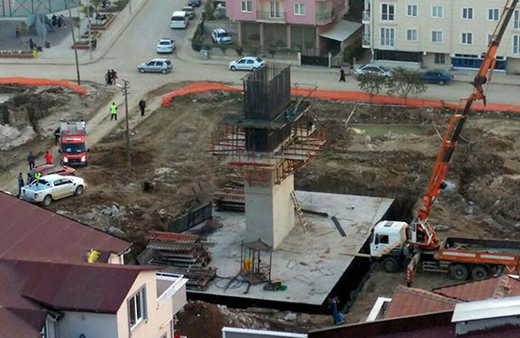 Bursa'da hızlı tren inşaatı çalışmasında göçük!