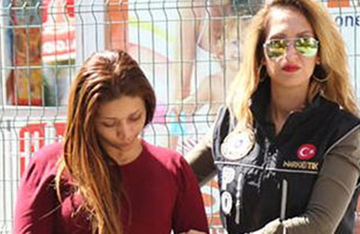 Midesinden 78 kapsül uyuşturucu çıktı