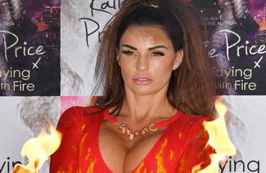 Ateşli tanıtım! Görenleri şok etti!