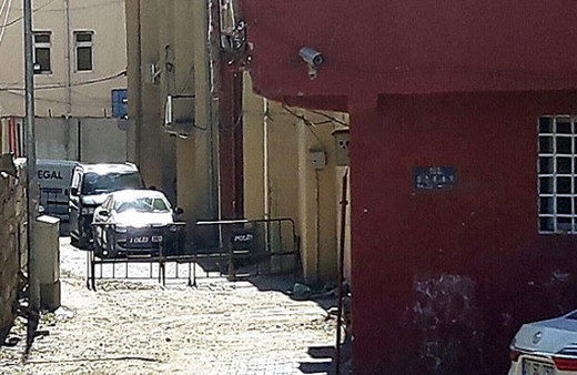 O ilçede silah sesleri! Giriş çıkışlar kapatıldı sıcak gelişmeler