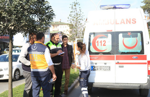 Sakarya'da ambulansın çarptığı çocuk yaralandı