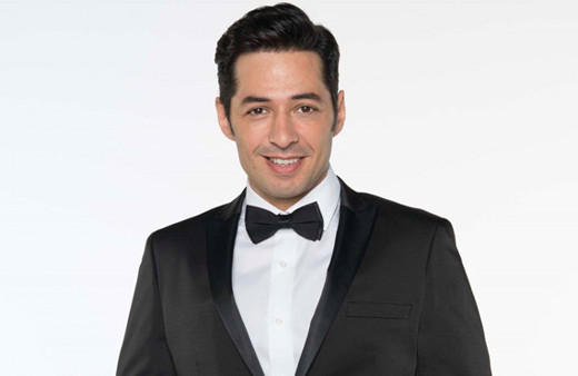 Ufak Tefek Cinayetler Serhan Mert Fırat kimdir kaç yaşında sevgilisi kim