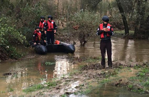Askeri araç sele kapılmıştı! Kaybolan askerden acı haber