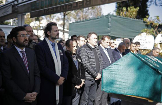 Eski Türkiye güzeli Manolya Onur son yolculuğuna uğurlandı