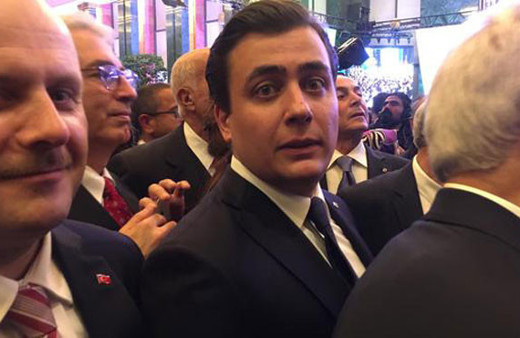 Resepsiyonda Melih Gökçek yoktu ama oğlu oradaydı!