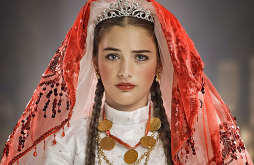 Ekranların Küçük Gelini'ydi Çağla Şimşek'in son haline bakın