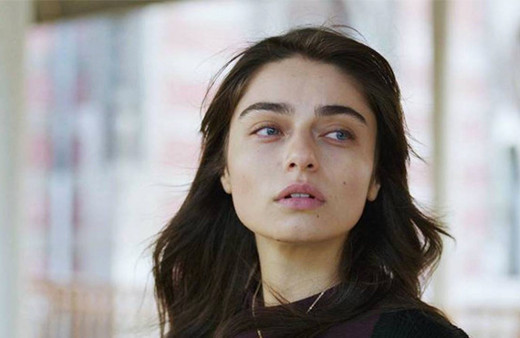 Meryem 11.bölüm fragmanı Meryem ve Oktay kozlarını paylaşıyor