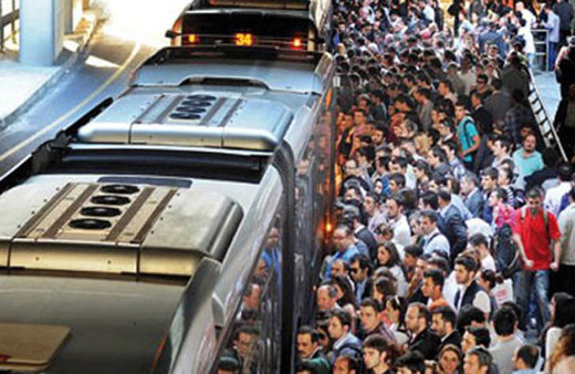 Metrobüs'te 'sanatçıyım' tacizine 10 yıl hapis cezası