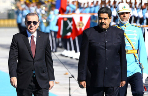 Kominist liderden askerlere Türkçe selam