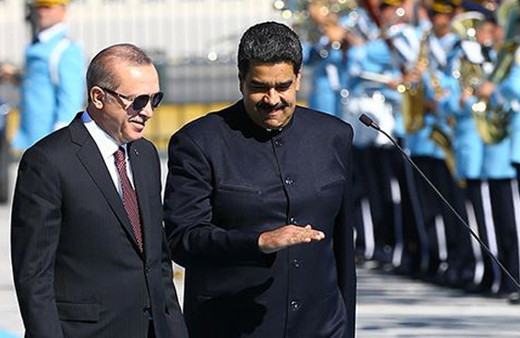 Anlaşmalar imzalandı Venezuela lideri mest oldu: Olağanüstü