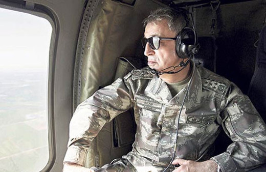 Genelkurmay Başkanı Orgeneral Hulusi Akar sınırda