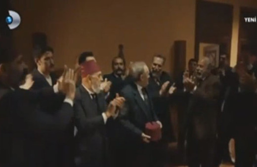 Geceye damga vuran sahne: Ya istiklal ya ölüm!